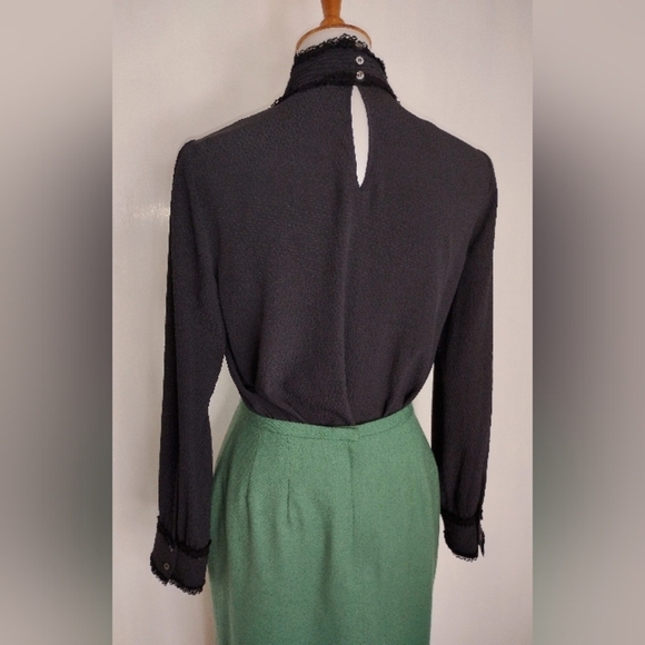 SILK LACE RETRO LUXURY BLOUSE NWOT - Picture 5 of 9